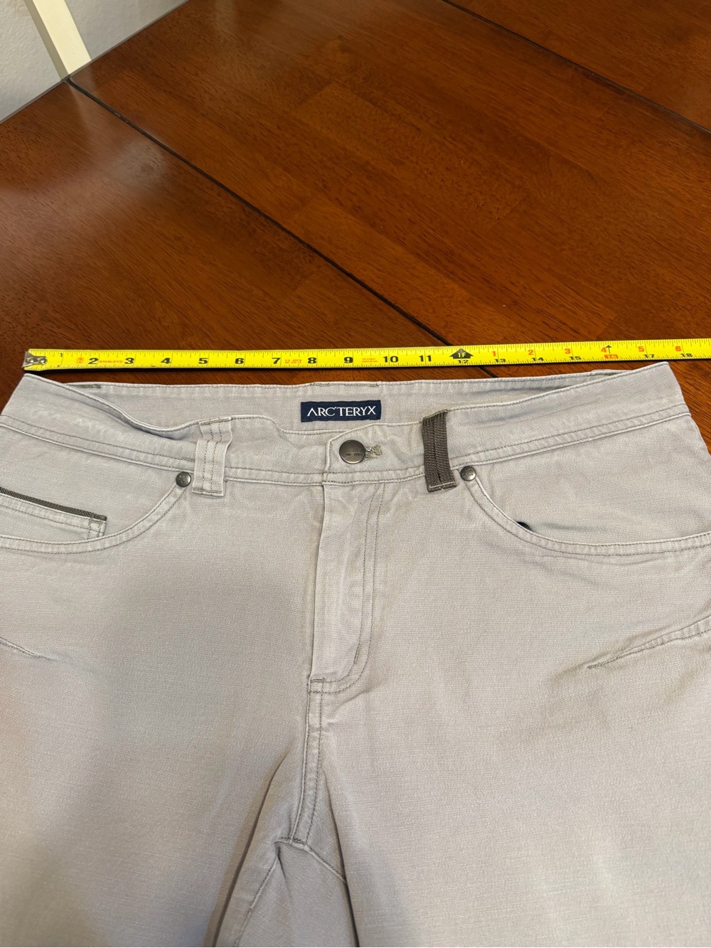 Arcteryx Vintage Stone Cargo Pants Casual Outdoor 34x29 Gray Logo Hiking Work - Picture 9 of 13